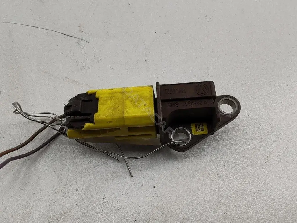 Датчик удара 4L0959651