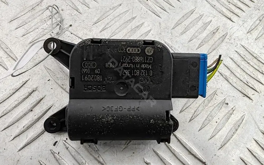 Мотор заслонки печки 3C0907511A