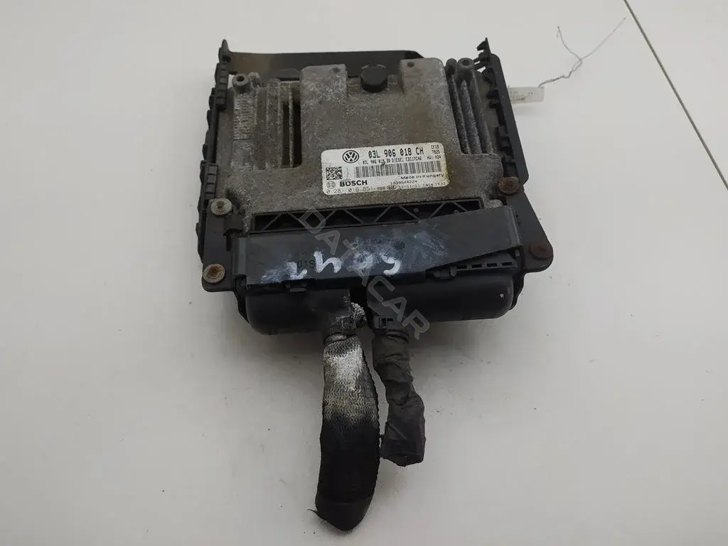 Блок управления двигателем 03L906018CH