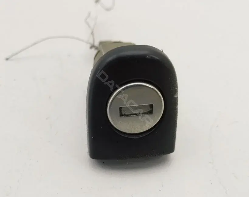 Личинка замка двери 1U0837167