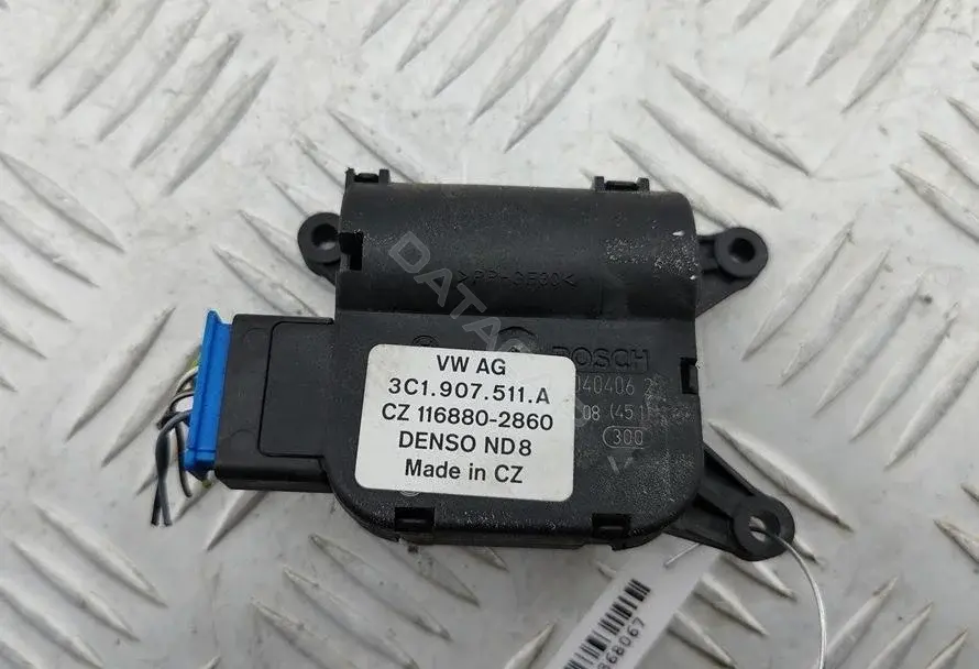 Мотор заслонки печки 3C0907511A