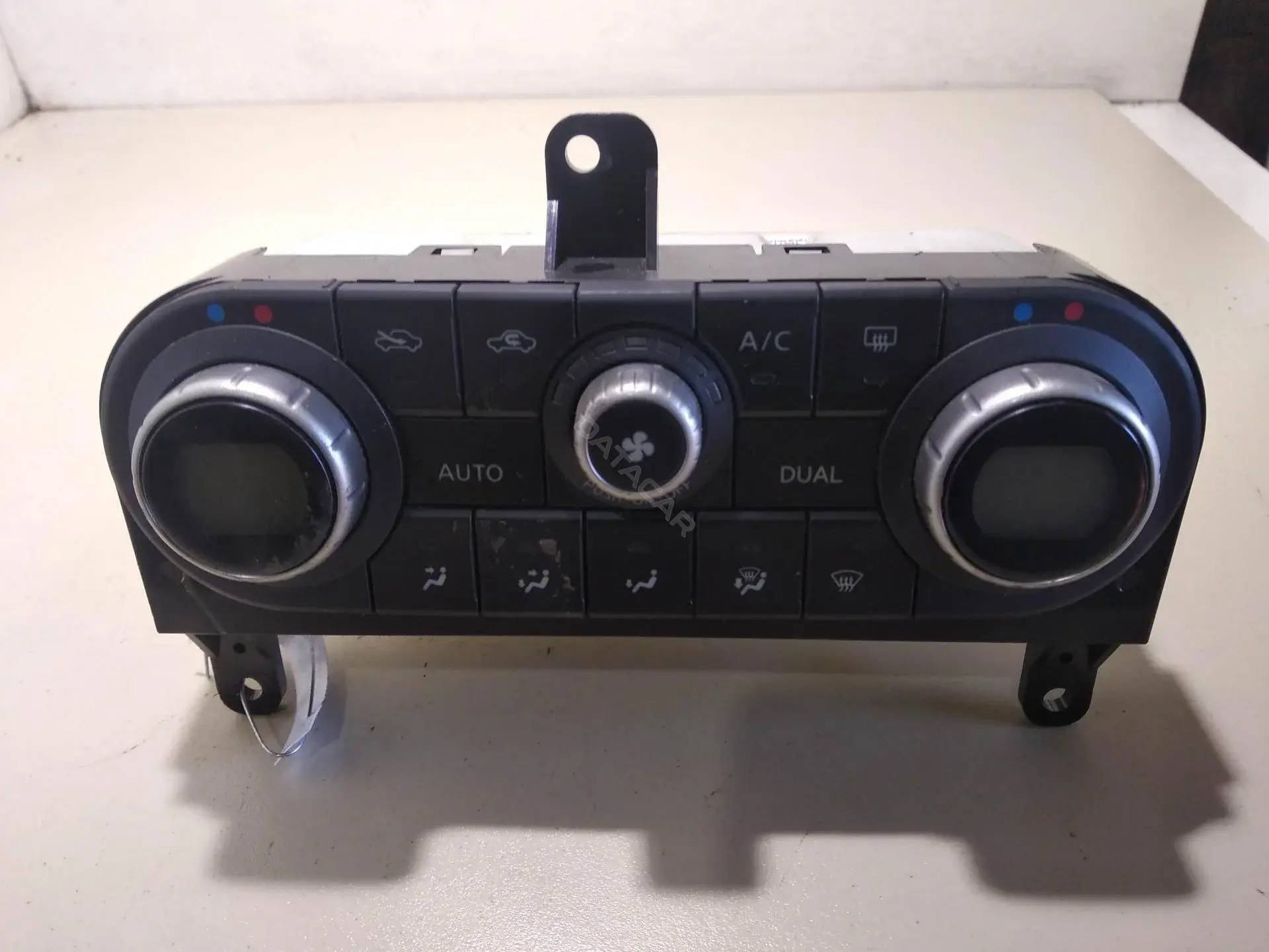 Переключатель отопителя 27500 JD40D