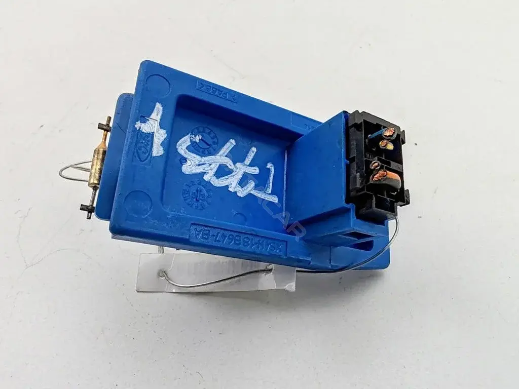 Резистор печки XS4H18B647BA