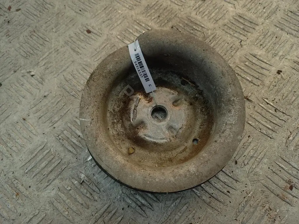 Опора амортизатора 6764093