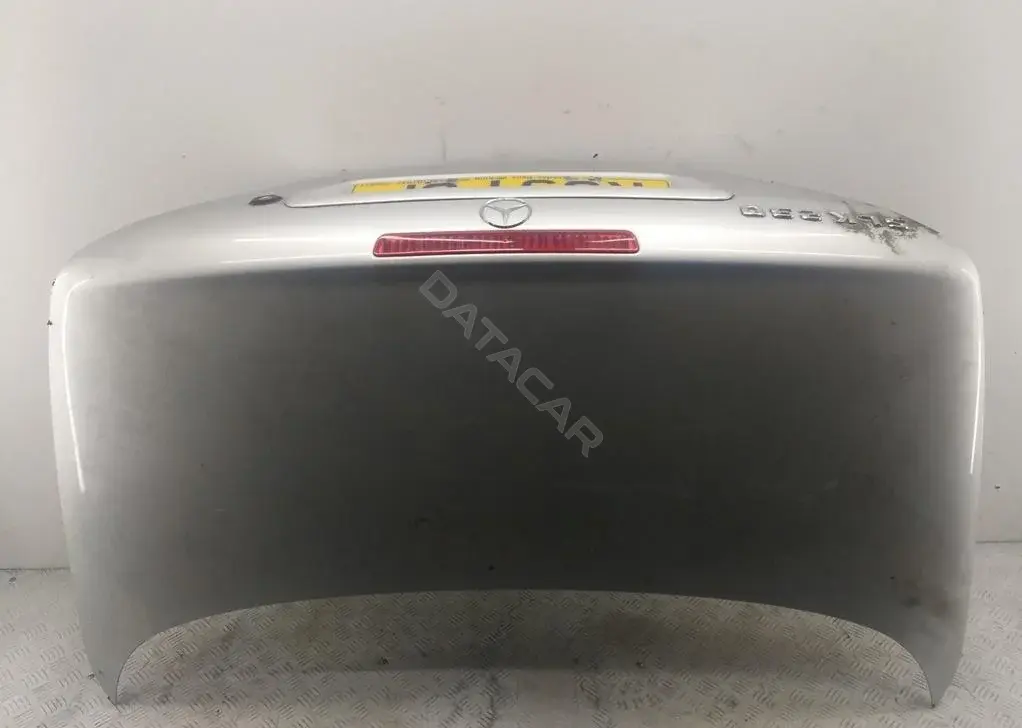 Крышка багажника 53433936