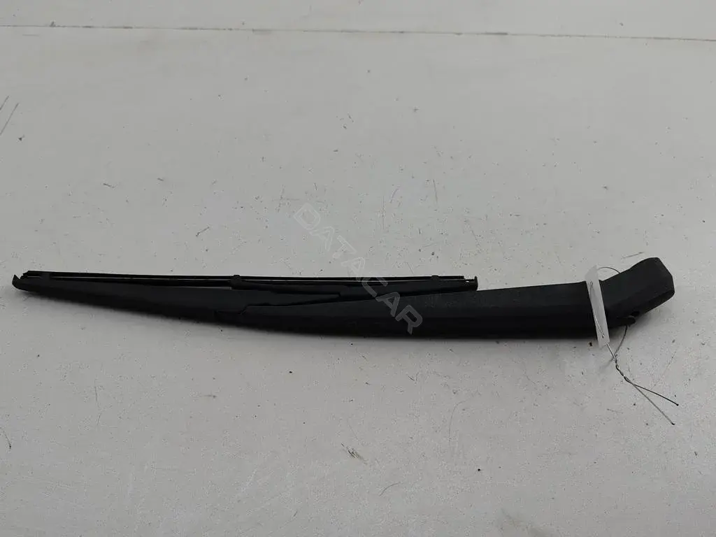 Рычаг стеклоочистителя G21B-67-421