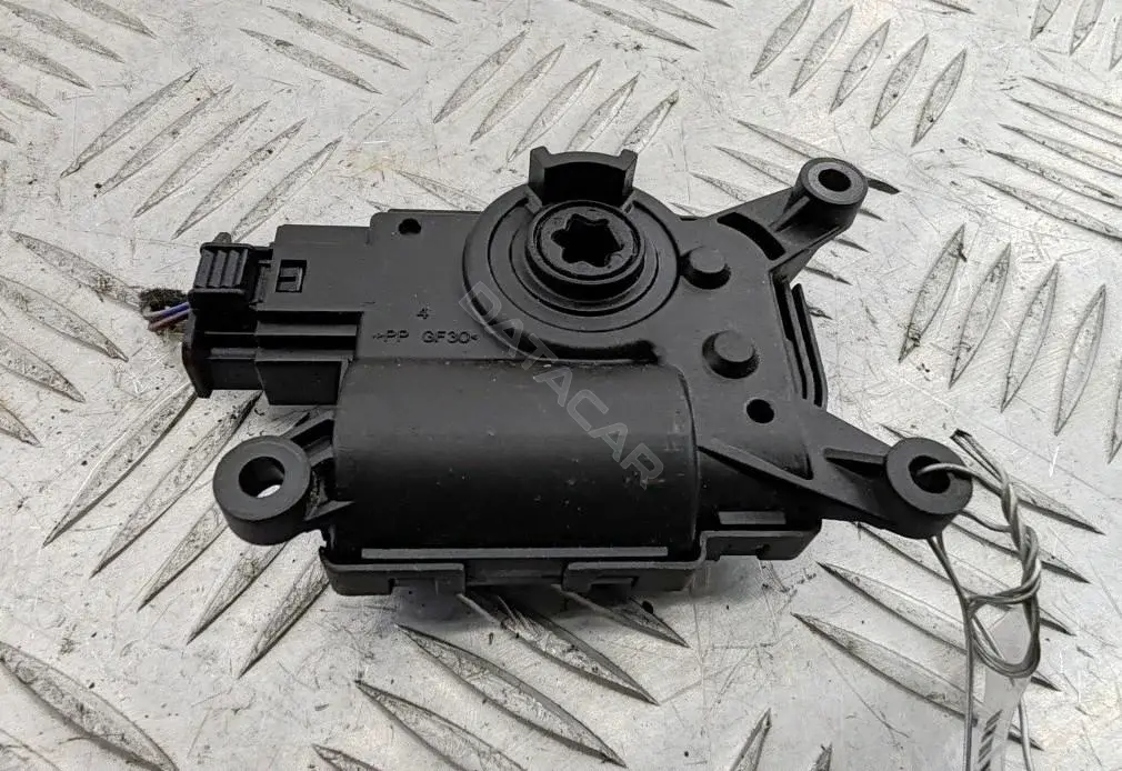Мотор заслонки печки KK2119E616