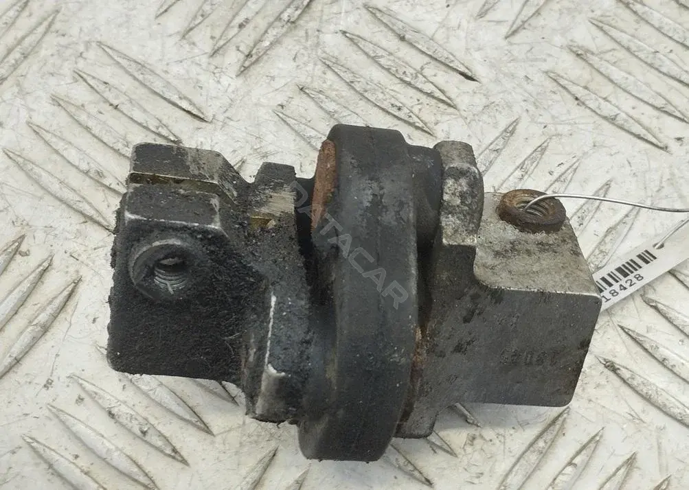 Рулевой карданчик 19D45