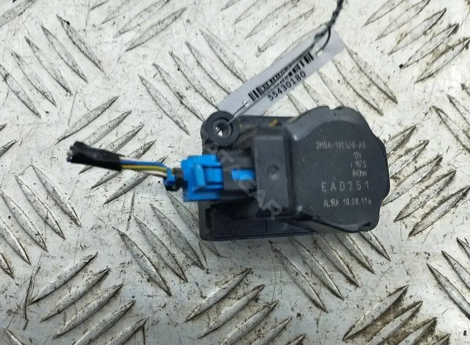 Мотор заслонки печки 3M5H19E616AB