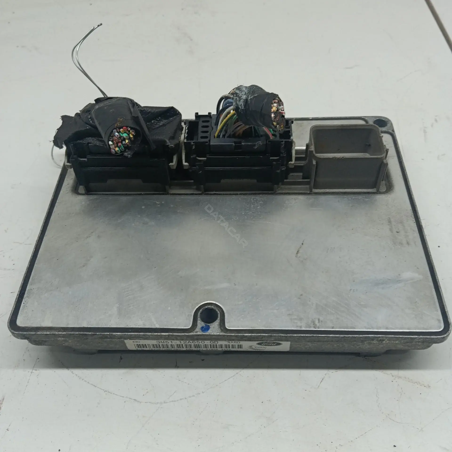 Блок управления двигателем 3M5112A650GD