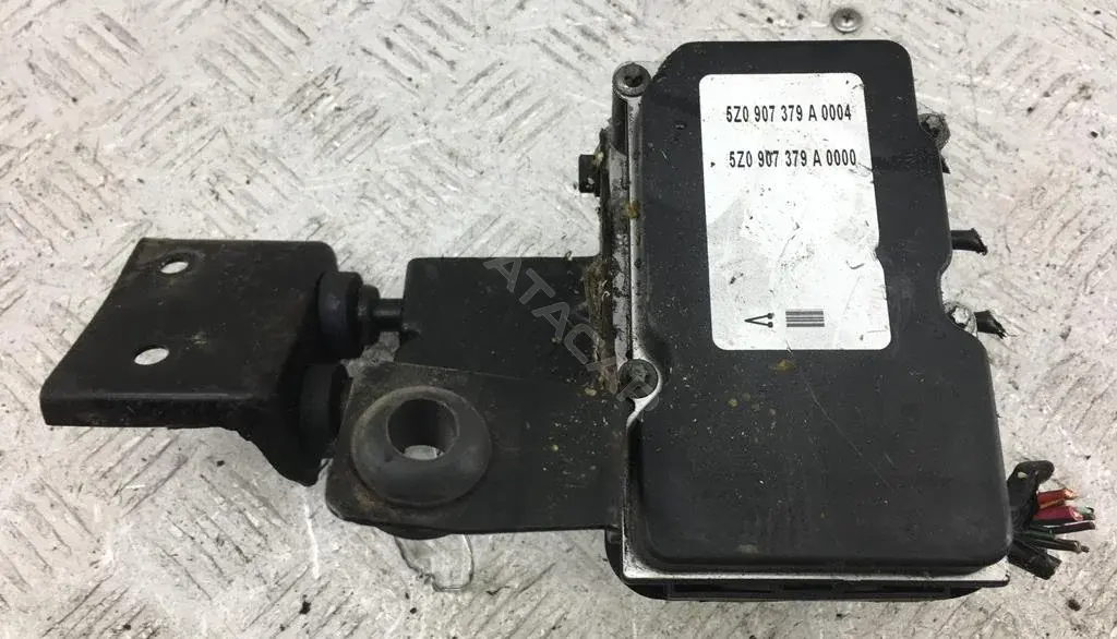 Блок управления АБС 5z0907379a