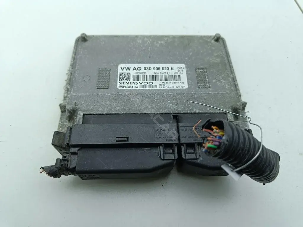 Блок управления двигателем 03D906023N, 5WP40851