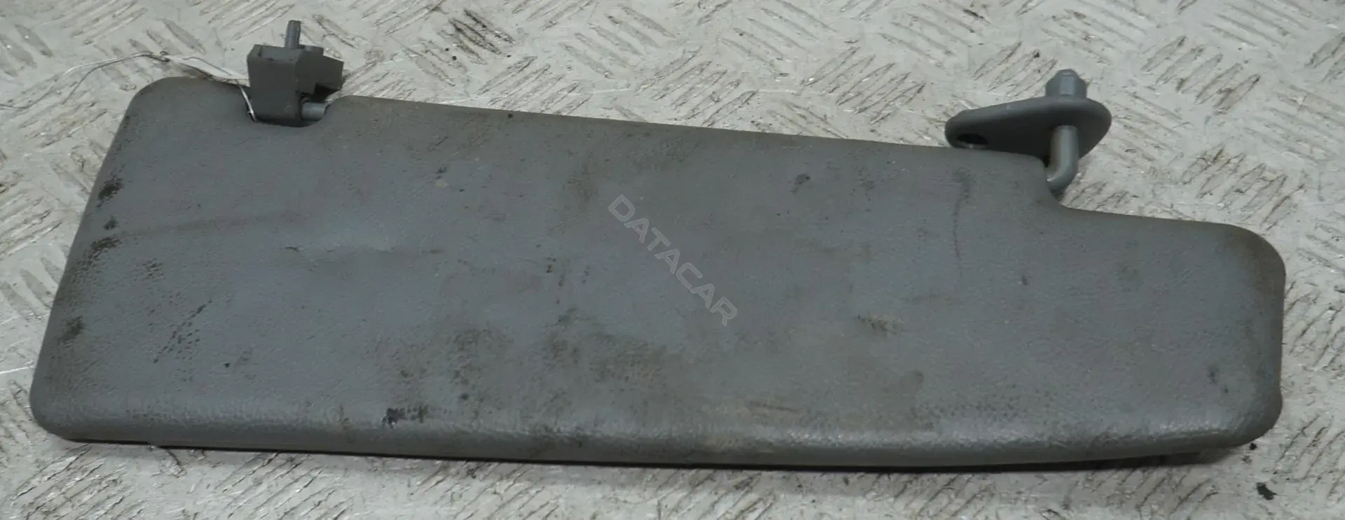 Козырек солнцезащитный 51965293