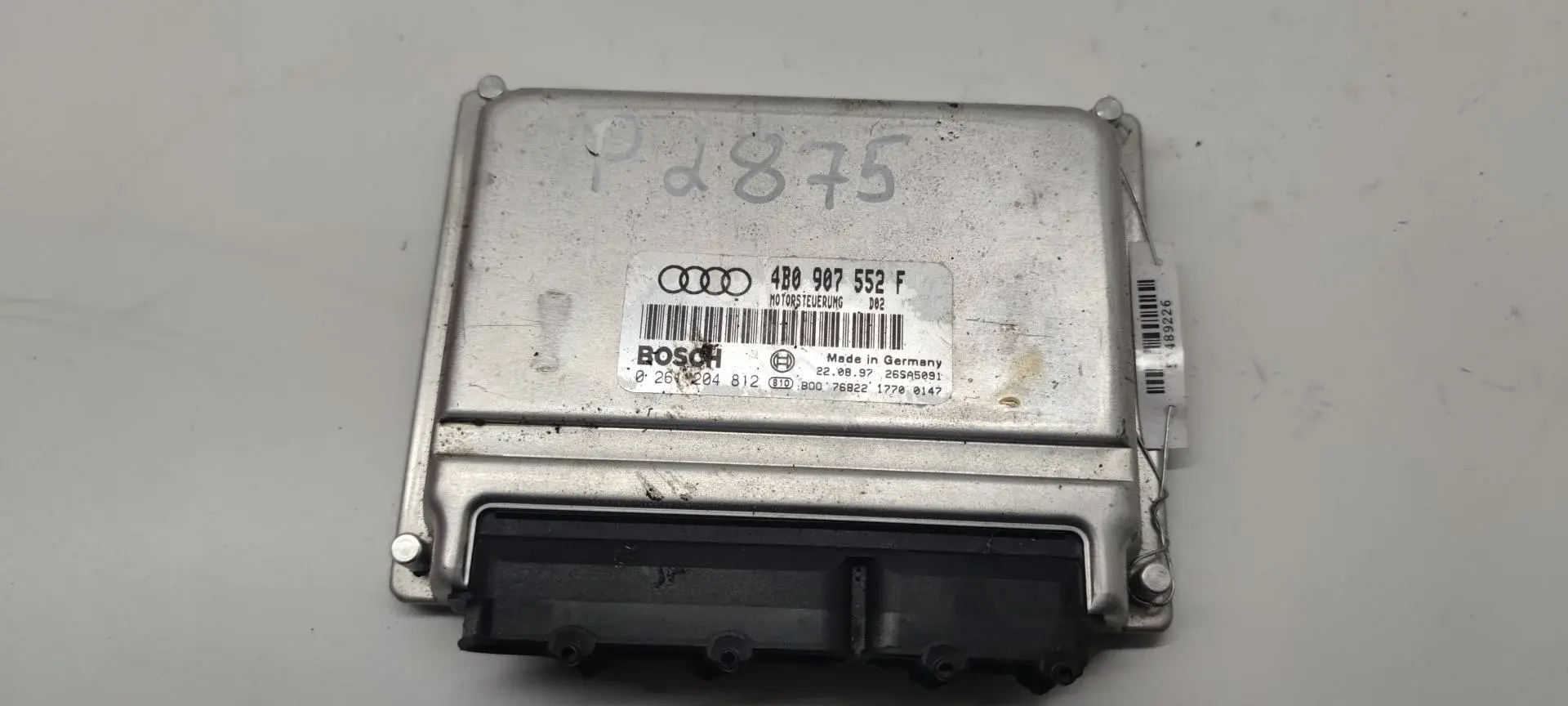 Блок управления двигателем 4B0907552F
