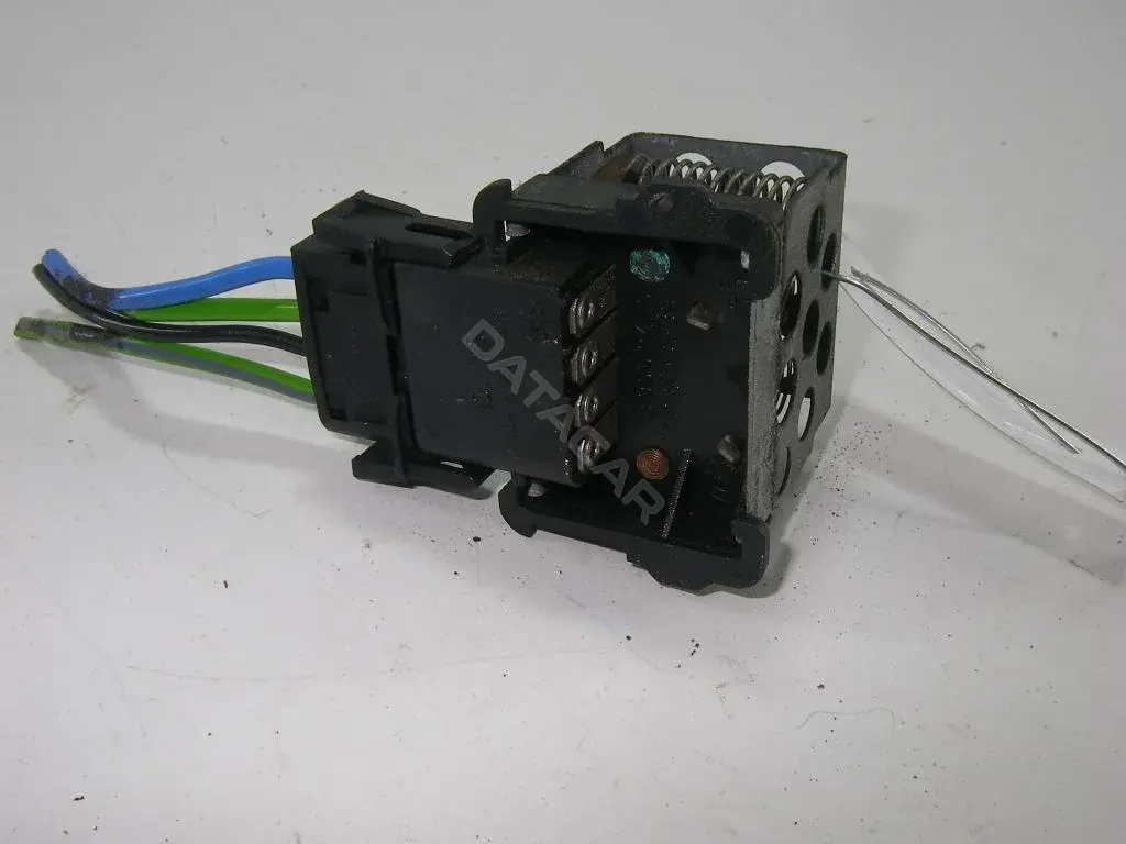 Резистор печки 8390241
