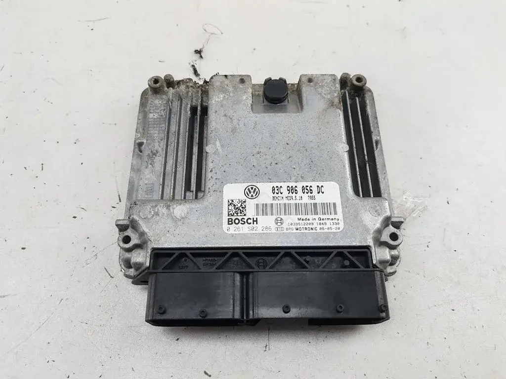 Блок управления двигателем 03C906056DC