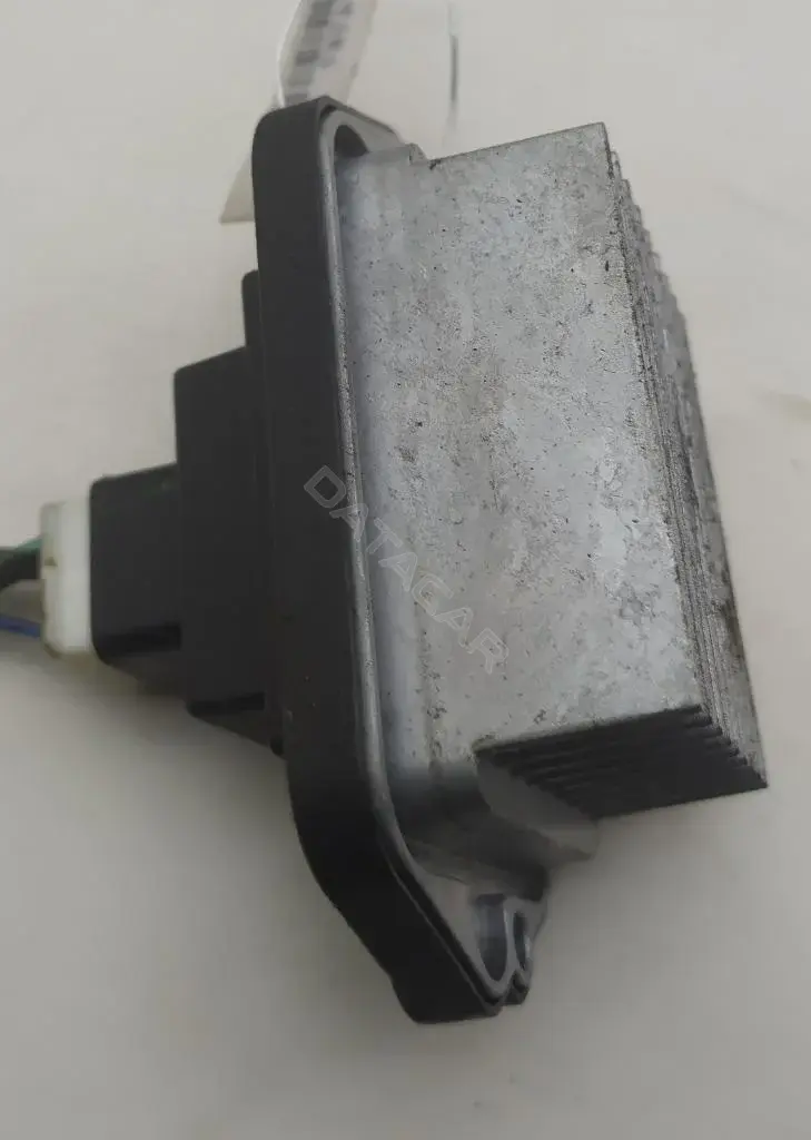 Резистор печки GJ6E61B15