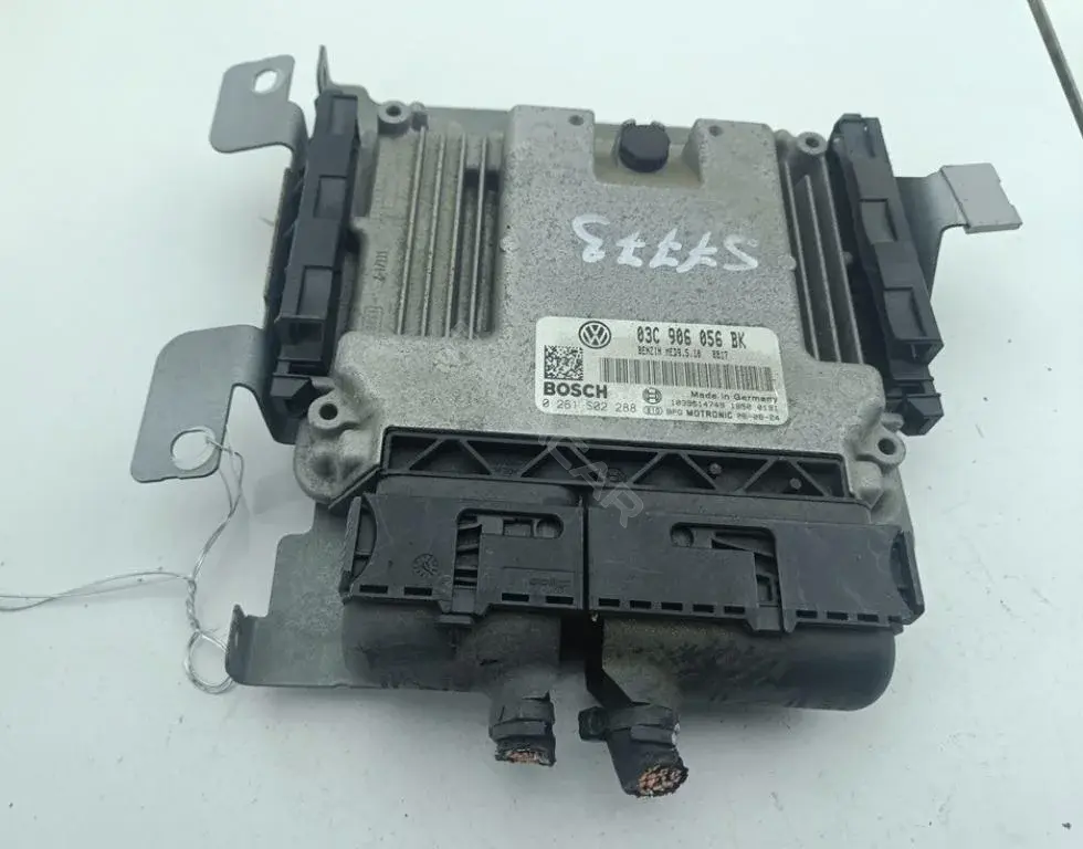 Блок управления двигателем 0261S02288, 03C906056BK