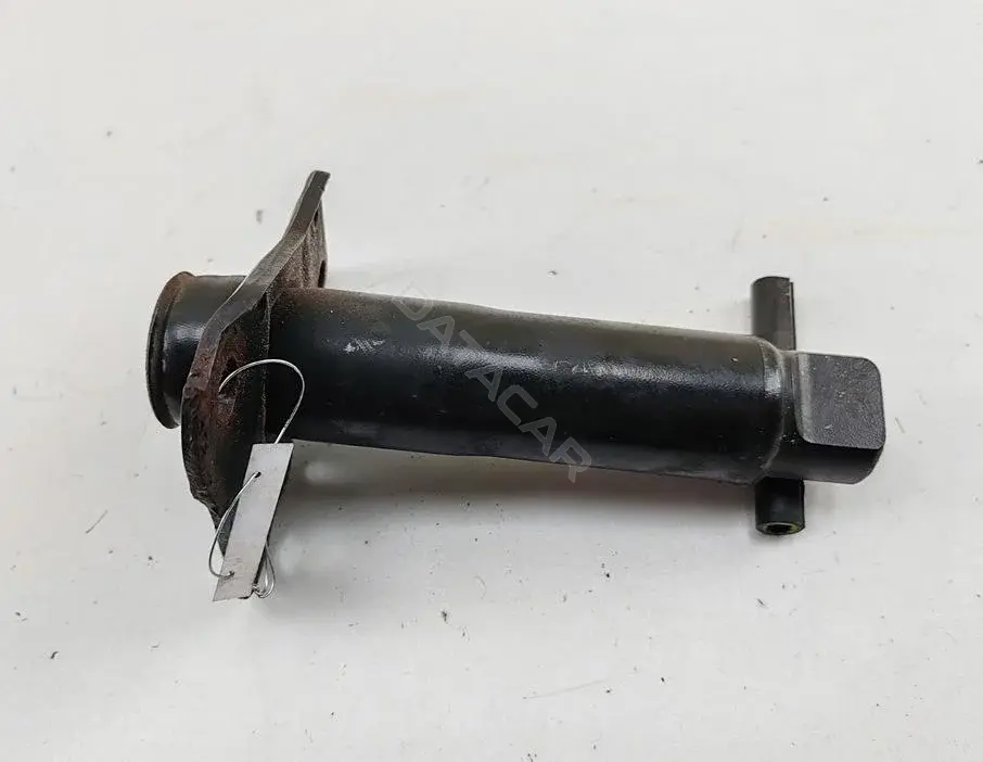 Кронштейн-направляющая бампера 8EC807134C
