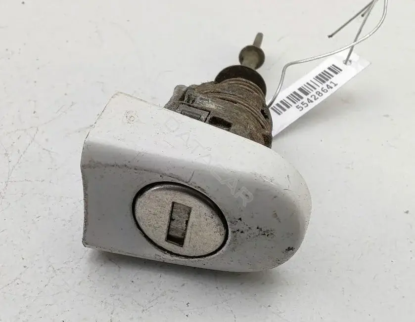 Личинка замка двери 1T0837167A