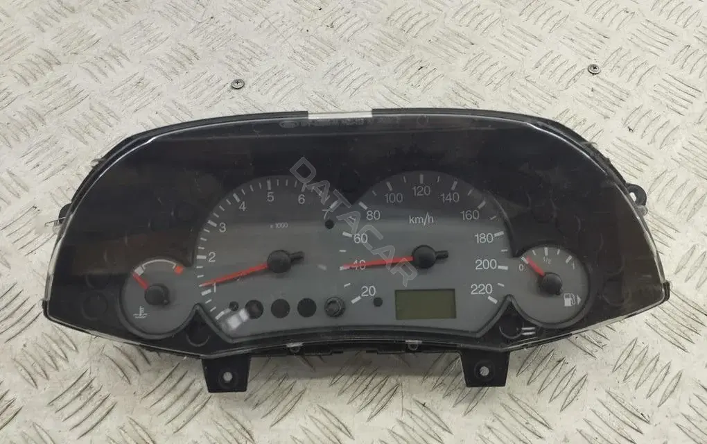 Панель приборов 98AP10B885AA