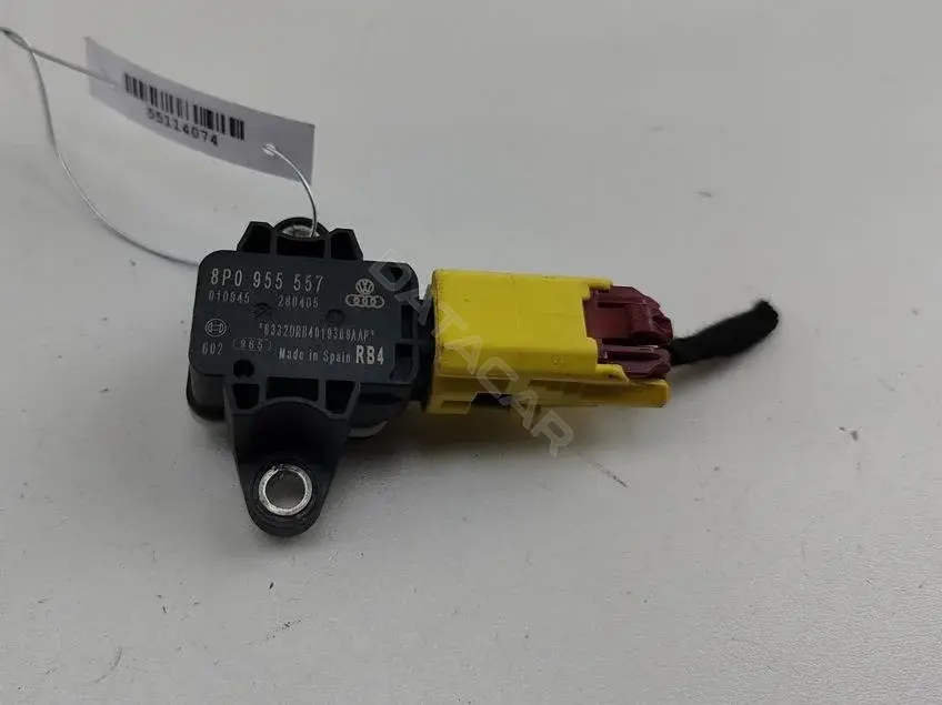 Датчик удара 8P0955557
