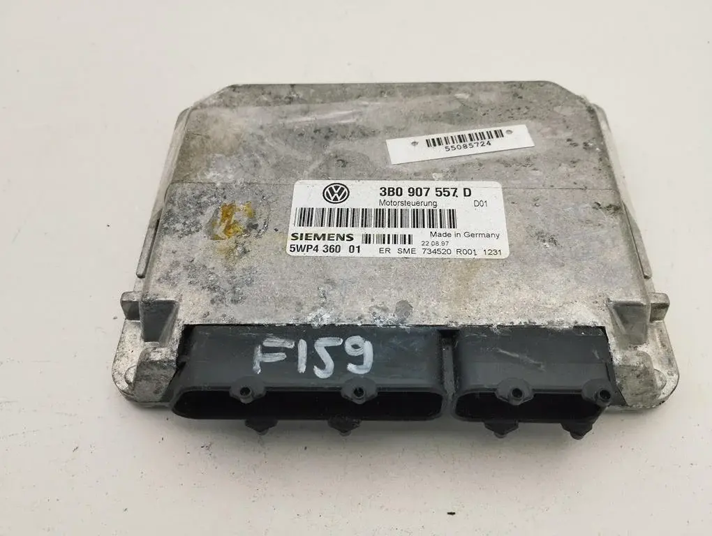 Блок управления двигателем 3B0907557D