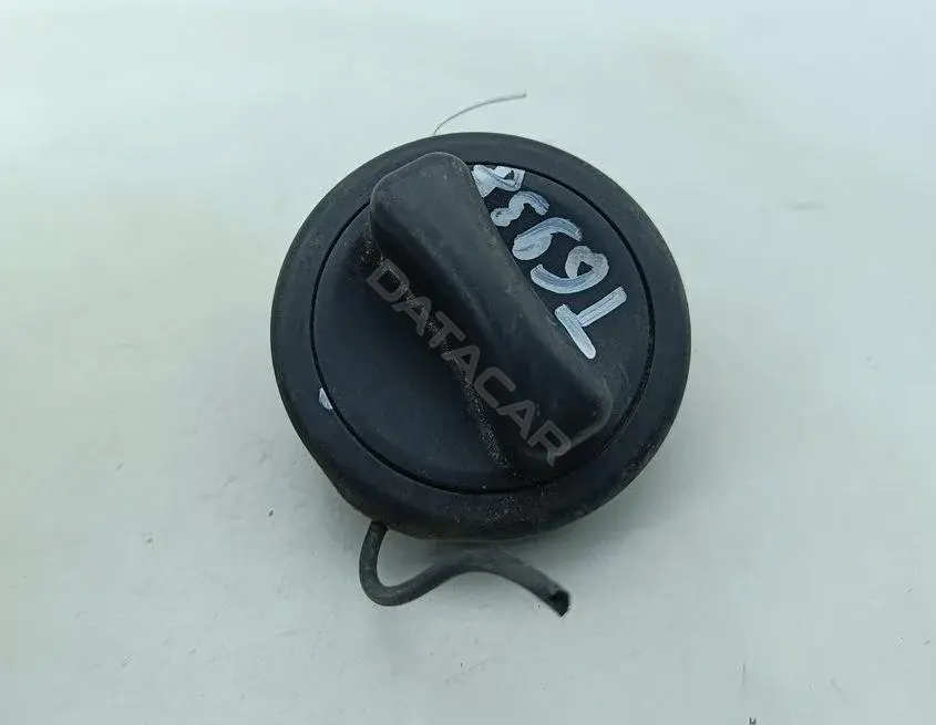 Крышка топливного бака A220470705