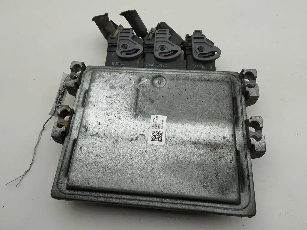 Блок управления двигателем S180033107A 2310JD59C