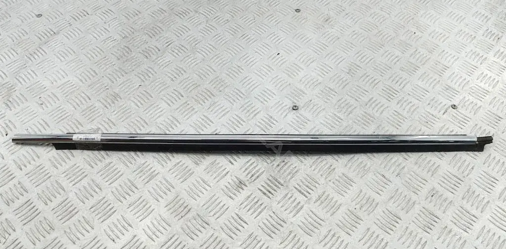 Молдинг стекла 55379145