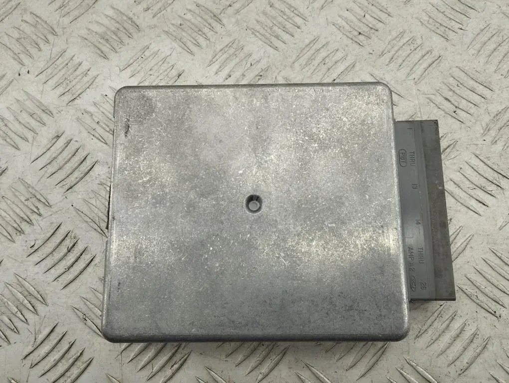 Блок управления двигателем YL8F12A650RF