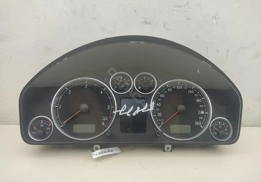 Панель приборов 7M3920840