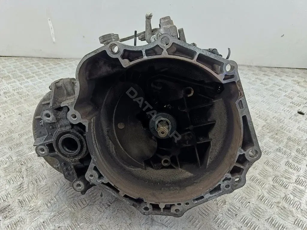 Механическая коробка передач (МКПП) M32
