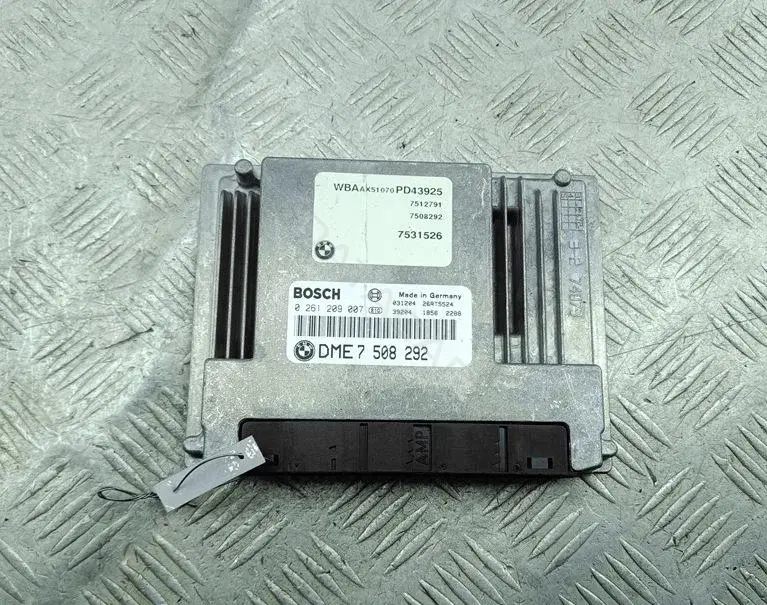 Блок управления двигателем 0261209007, 7508292