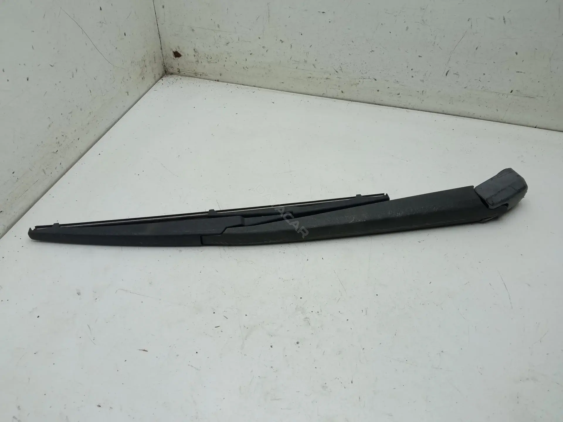 Рычаг стеклоочистителя G21B-67-421