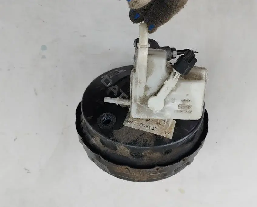 Вакуумный усилитель тормозов DV612B195JD