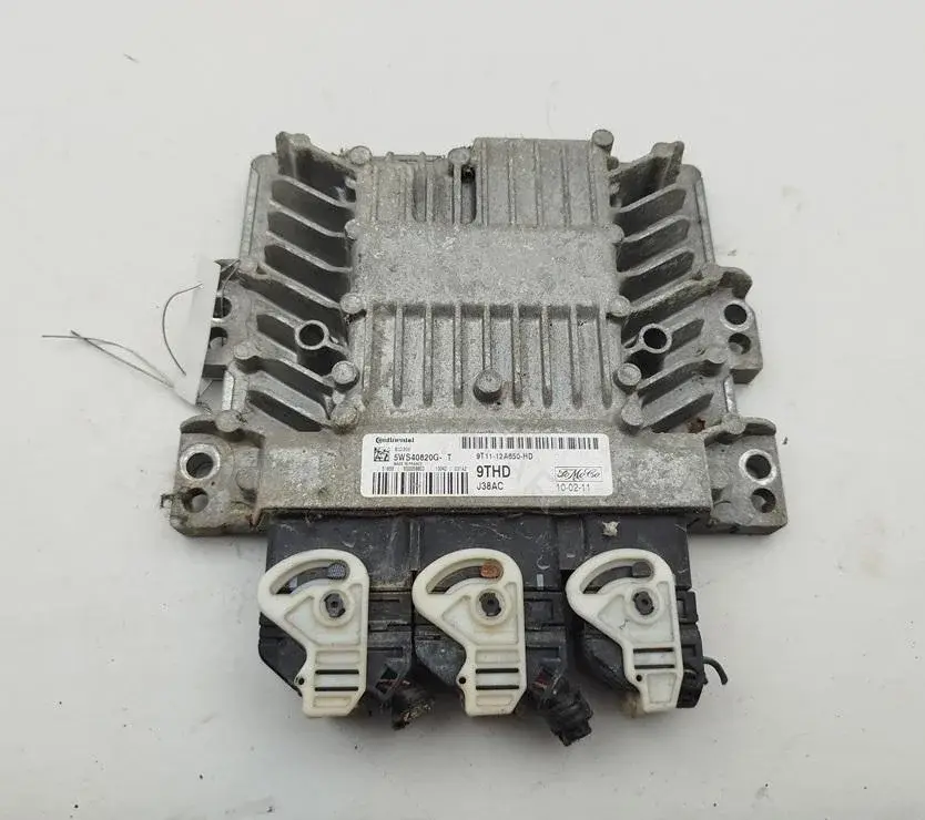 Блок управления двигателем 5WS40820G