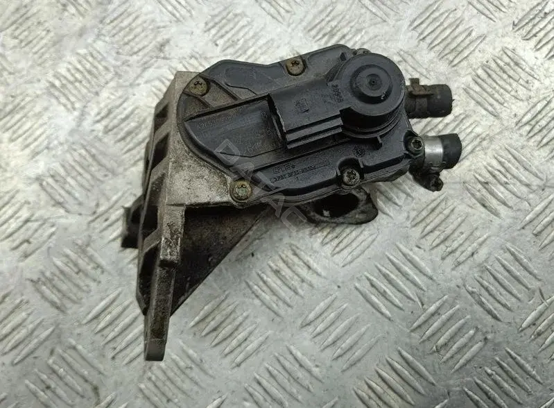 Клапан ЕГР 06F131503B