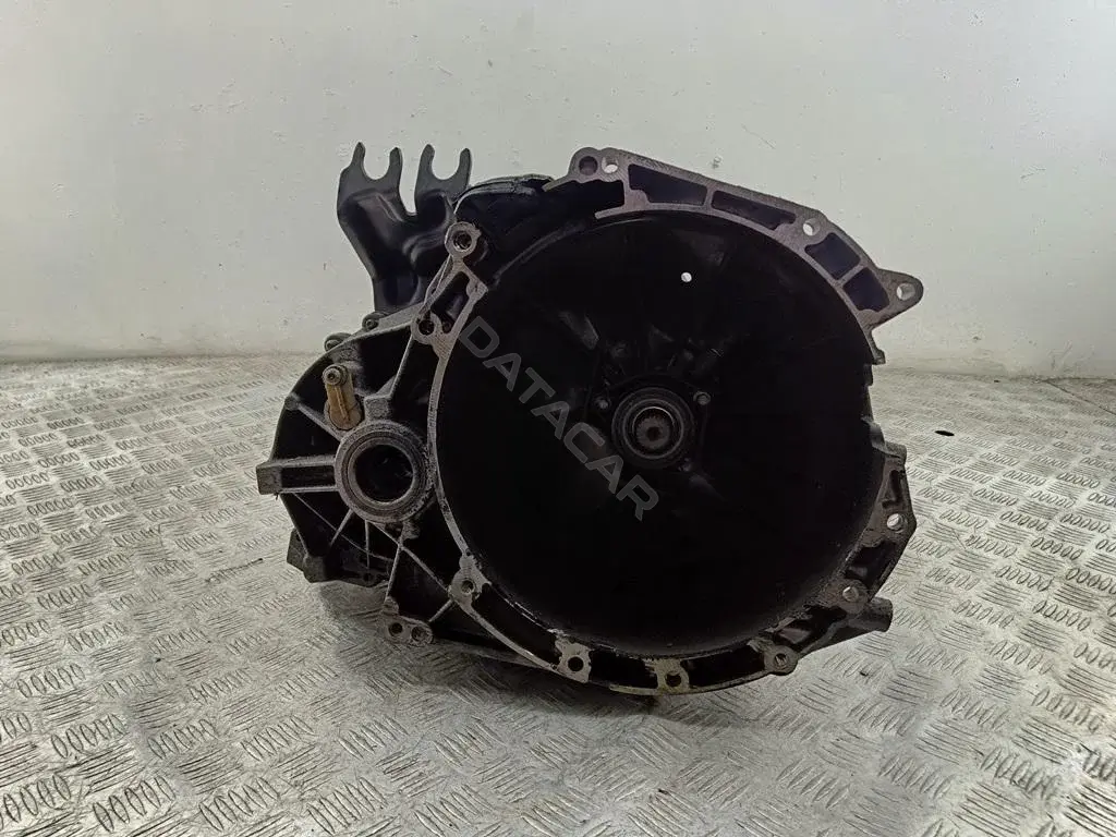Механическая коробка передач (МКПП) 3M5R7002XC