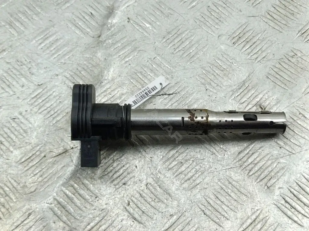 Катушка зажигания 07K905715F