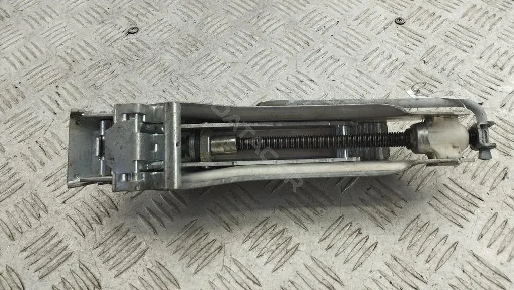 Домкраты 8L0011031C