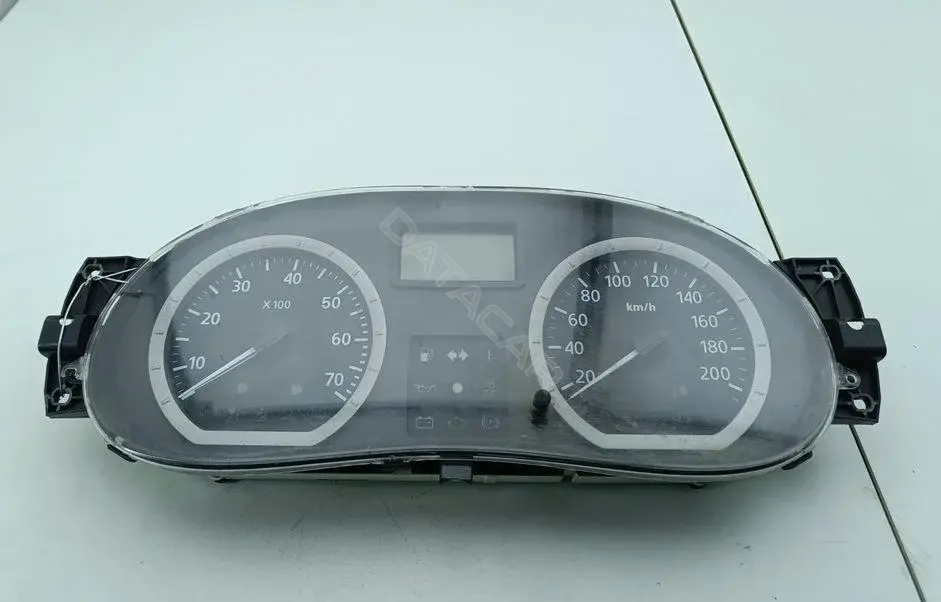 Панель приборов 8200752820D