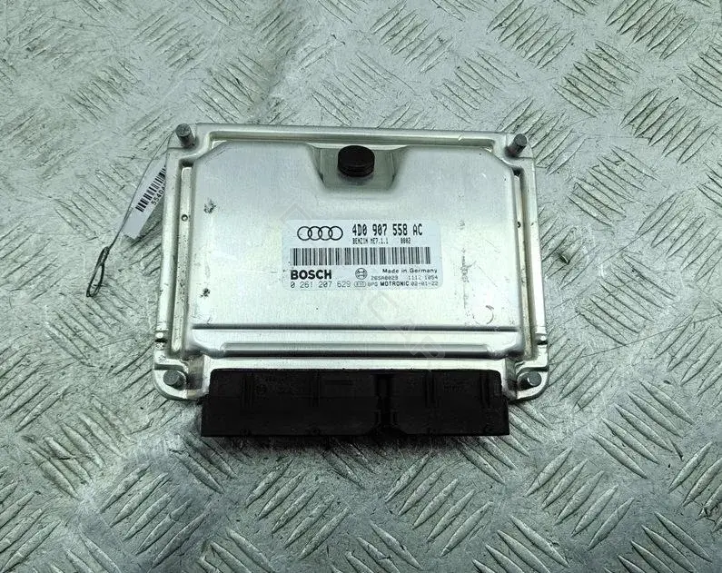 Блок управления двигателем 4D0907558AC