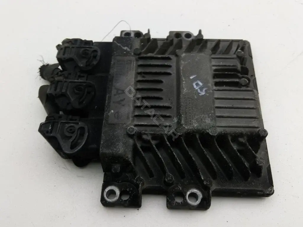 Блок управления двигателем 23710jd54d
