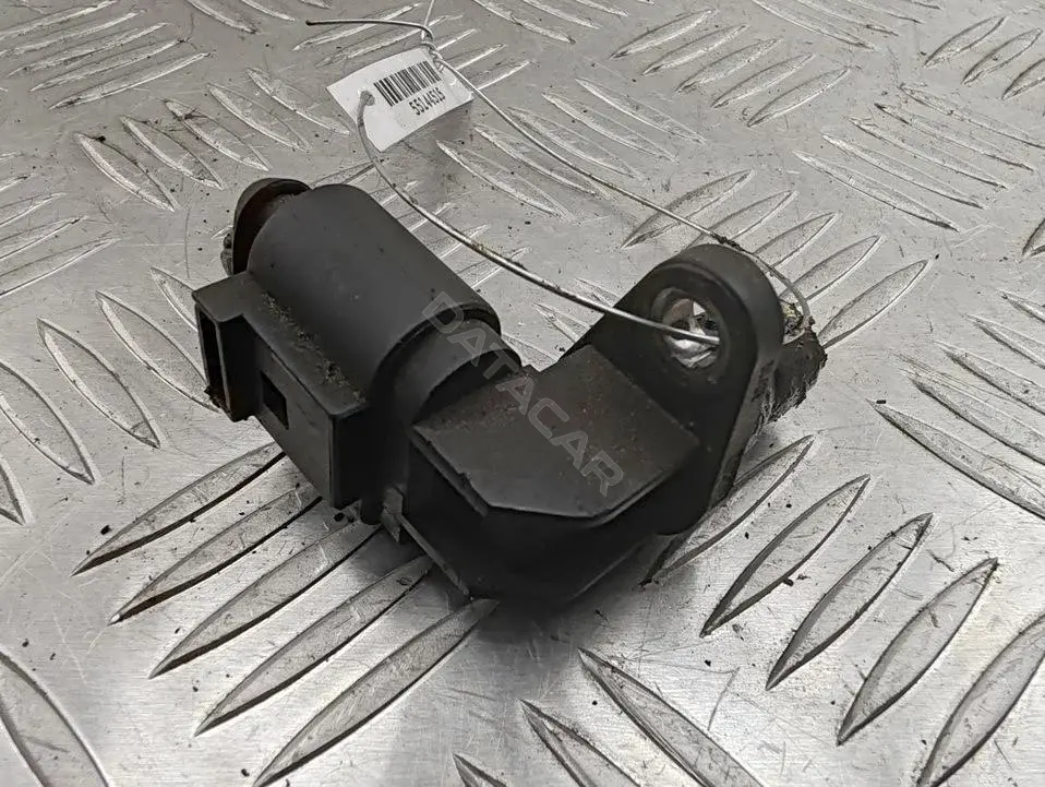 Датчик распредвала 06A905161A