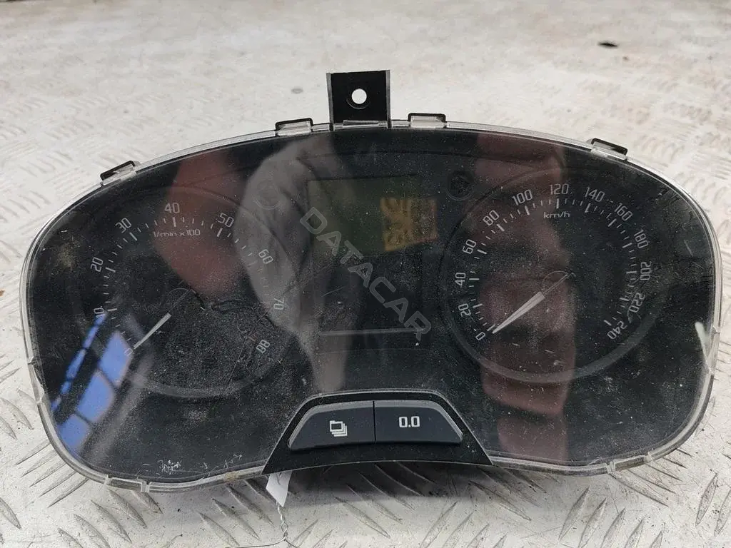 Панель приборов 5J0920800E