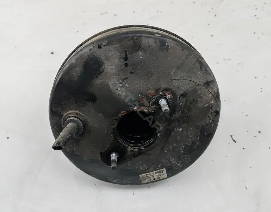 Вакуумный усилитель тормозов 8V512B195LE