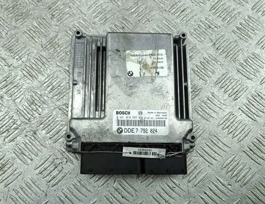 Блок управления двигателем 0281010565, 7792024
