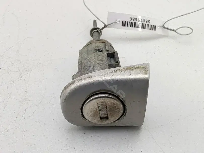 Личинка замка двери 3B0837167