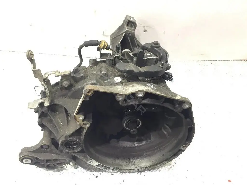 Механическая коробка передач (МКПП) B6 1840741 / CV6R-7002-PF